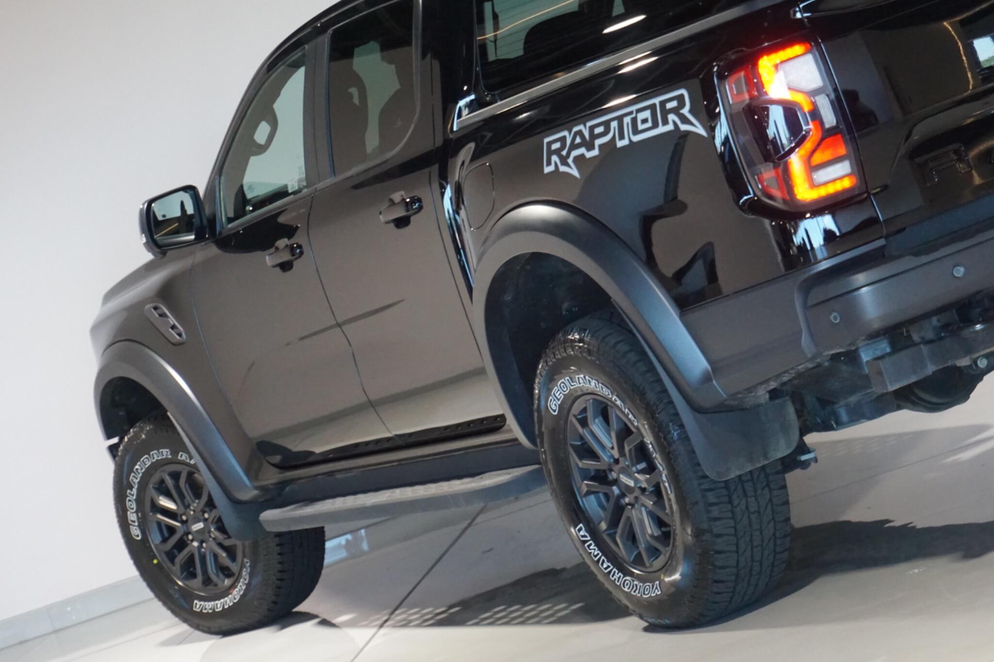 Ford Ranger 2.0 EcoBlue Raptor Pickup Double Cab 4dr Diesel Auto 4WD Euro 6 (s/s) (210 ps)